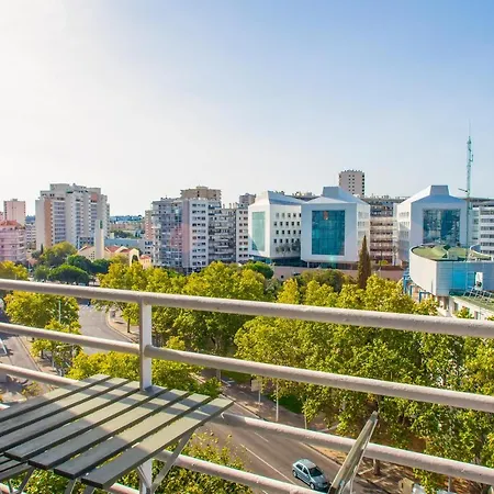 Proximite Centre - Fac - Climatise Apartment